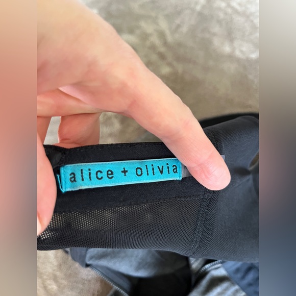 ALICE + OLIVIA “Dahlia” metallic, square neckline, peplum dress in size 6 - Picture 8 of 15